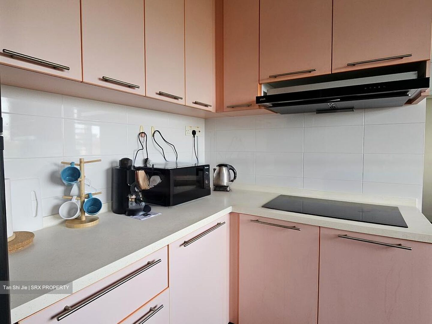 Lakeview Estate (D20), Apartment #444433591